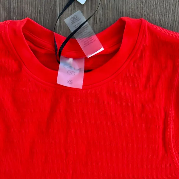 CALIA Seamless Crop Tee Elbow Sleeve Red XS Ribbed Sporty NEW - Image 4