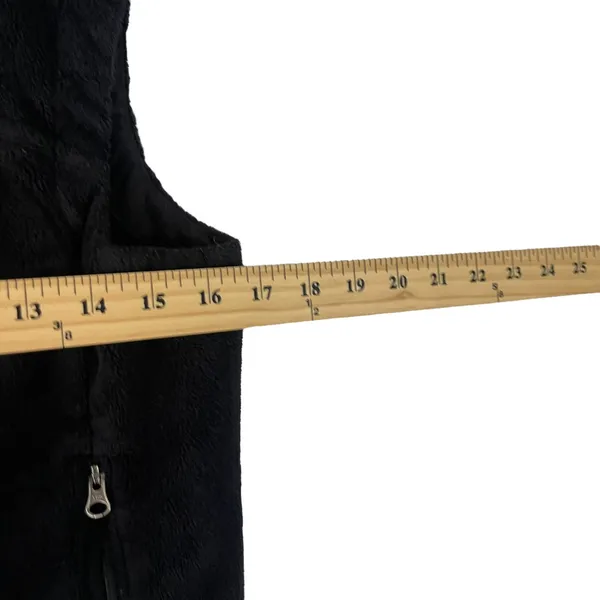 Mountain‎ Hardwear Women's Size Small P Black Fleece Outdoor Vest - Image 7