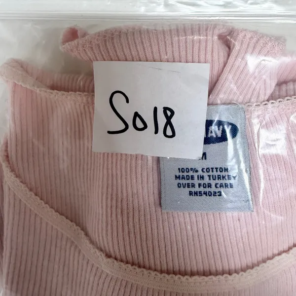 Y2K Vintage Old Navy Size M Long Sleeve Pink Frosty Ribbed Graphic Top 427411 - Image 13