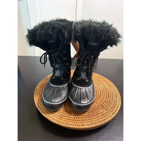 Khombu Nordic‎ Women's Black Grey Faux Fur Trim Winter Snow Duck Boots Size 8M - Image 5