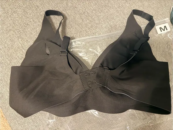 & Other Stories Black seamless bra - Image 3