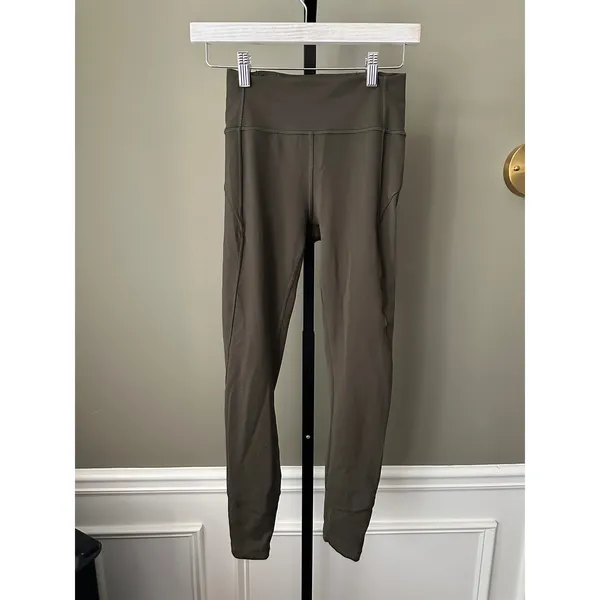 Lululemon In Movement 7/8 Tight *Everlux 25” Size 4 Dark Olive - Image 2