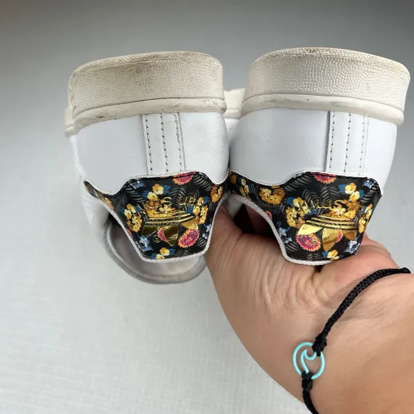 Adidas Stan Smith White Leather Floral Heel Gold Foil Sneakers Womens 6.5 - Image 6
