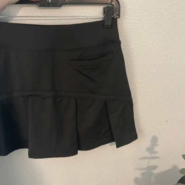 Amazon Tennis skort NWOT - Image 2