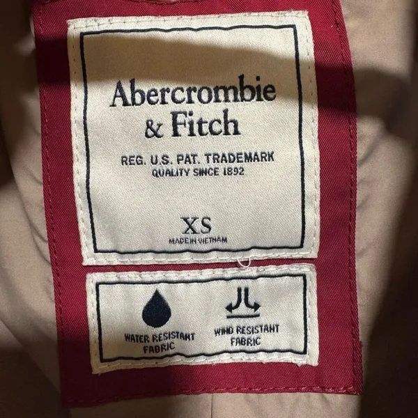 Abercrombie & Fitch Red Water Proof Jacket - Image 7