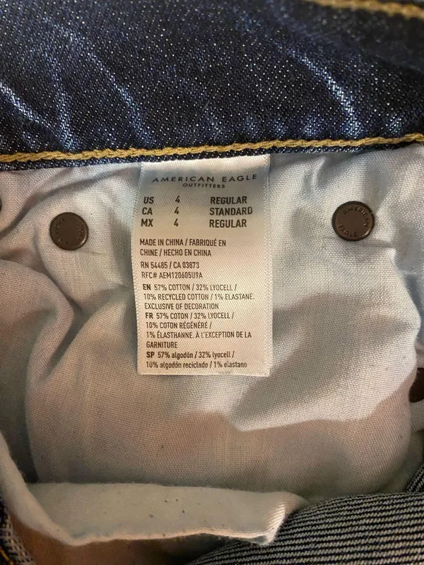 American Eagle Jeans - Image 4