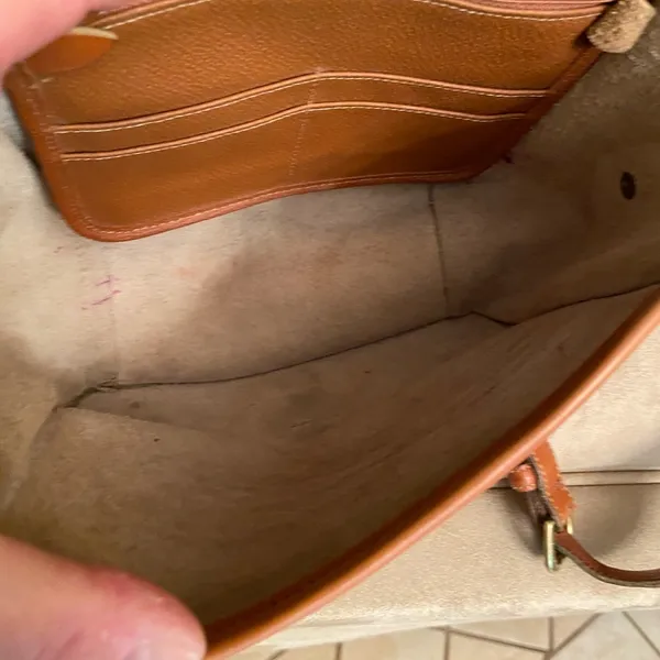 Dooney & Bourke All Weather Leather vintage bag - Image 6