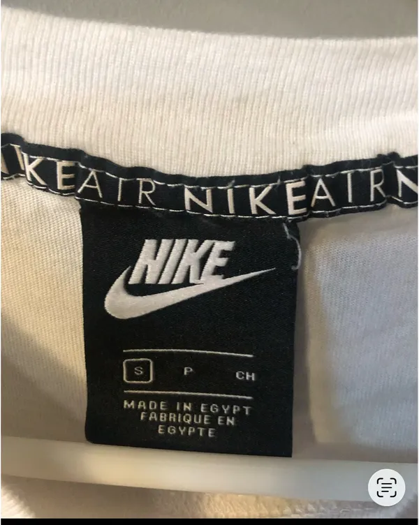 Nike Crop Top - Image 3