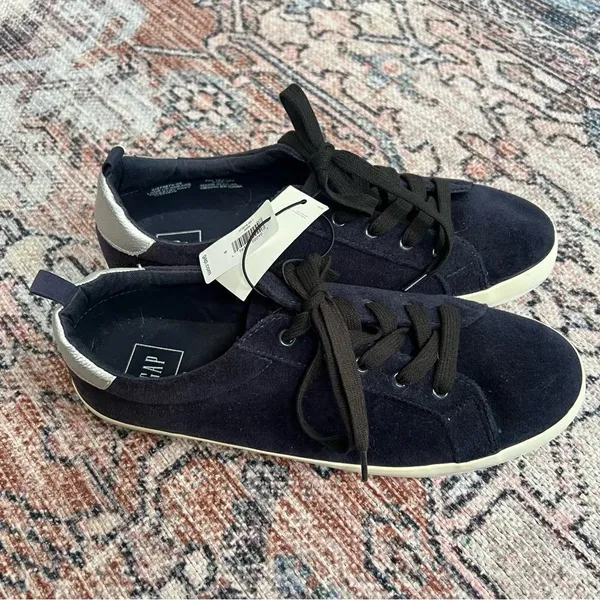 NWT Gap Navy Faux Suede Sneakers Size 9 Women’s Casual Shoes - Image 4