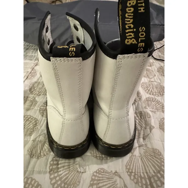 Dr. Martens Boots 101 YS Casual Lace-Up Ankle Smooth White Leather Womens Size 7 - Image 10