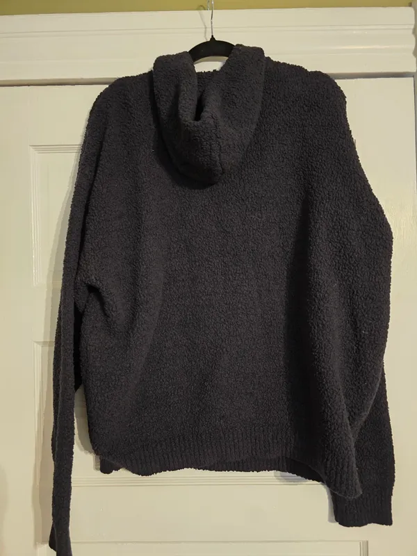 SKIMS Black Sherpa Hoodie Pullover Medium - Image 6