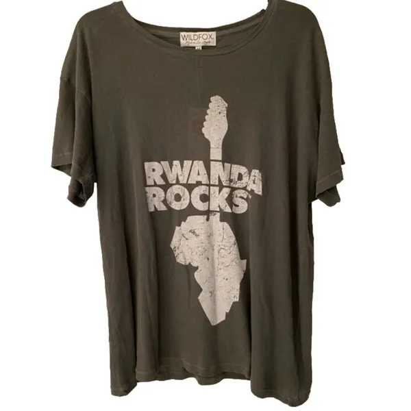 Wildfox Rawanda Rocks Women’s Grey Oversized Tee Shirt Size Medium - Image 2