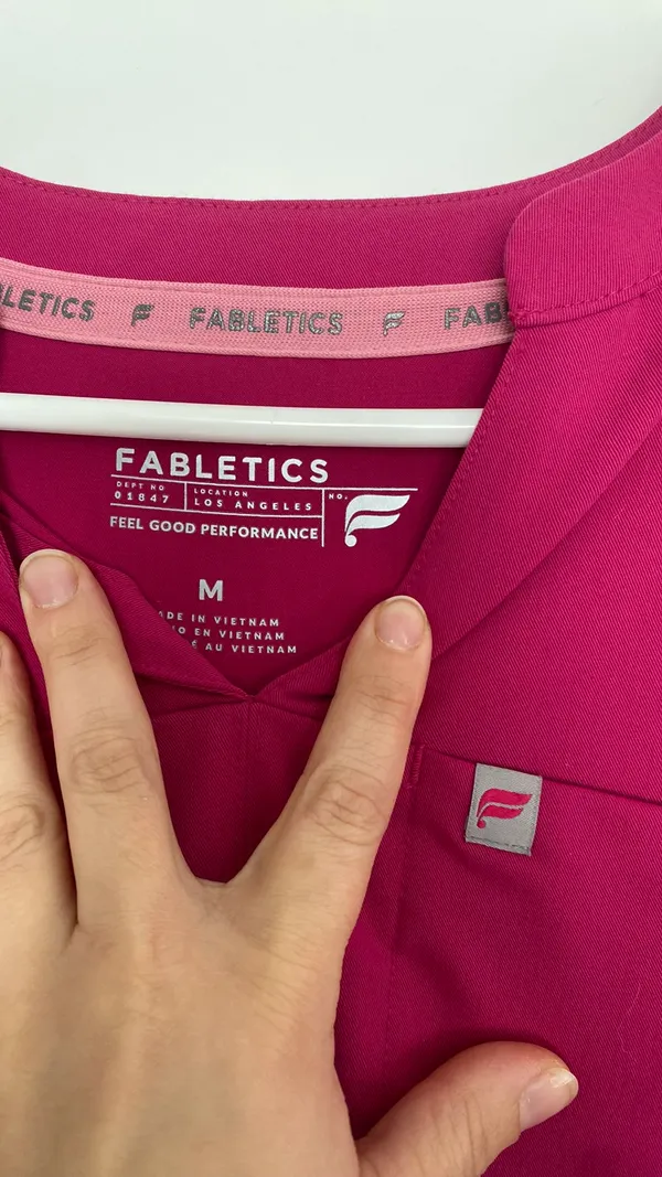 Fabletics Scrub Set - Image 2