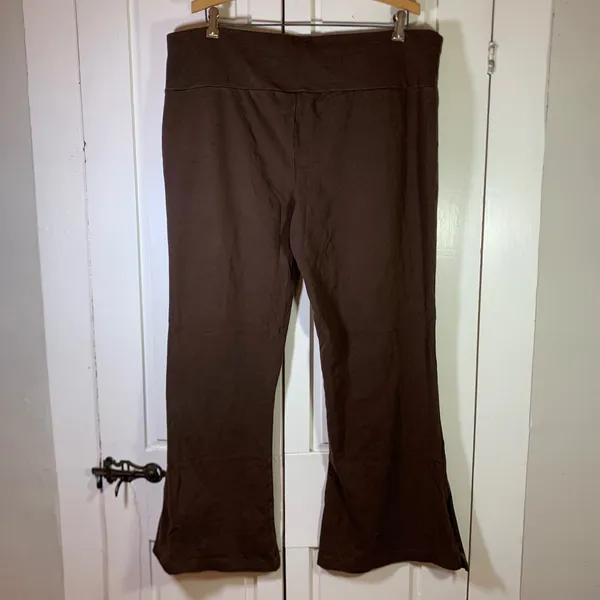Terra‎ & Sky Brown Flare Leg Knit Pants Plus Size 2X 20W-22W Yoga Waist Slit Hem - Image 2
