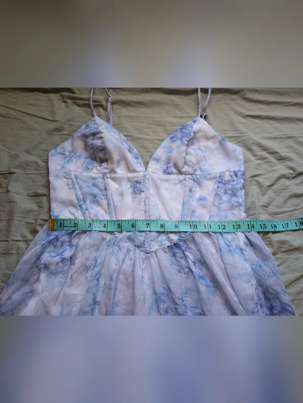 Bardot Elias Printed Floral Maxi Dress Medium Baby Blue/White - Image 7