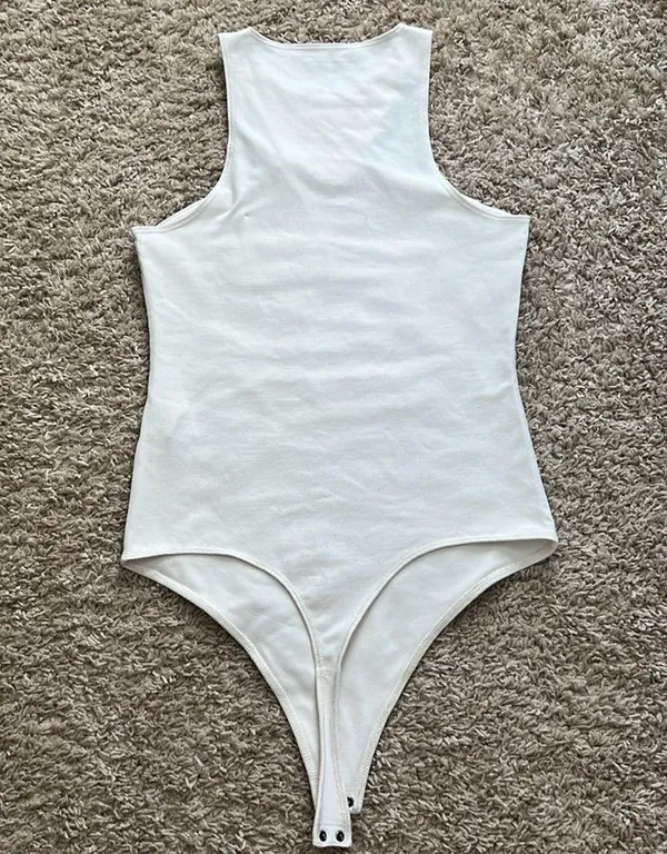Abercrombie White Bodysuit - Image 3