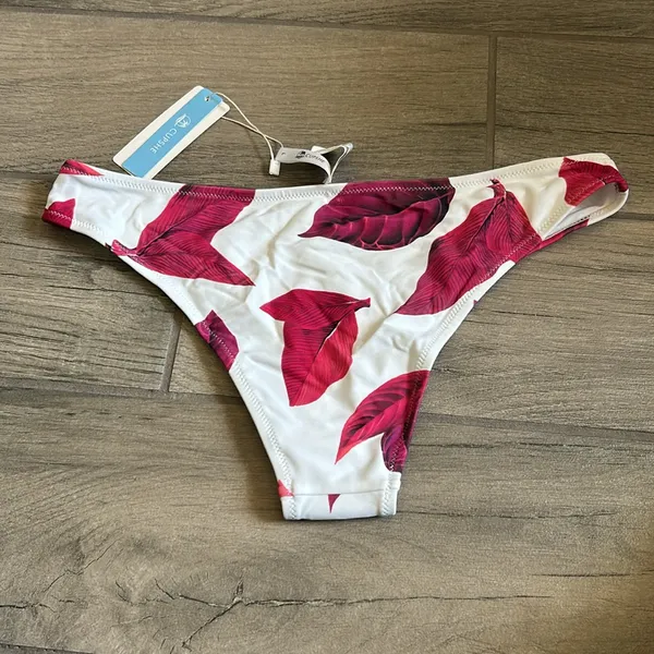 Cupshe bikini bottom - Image 5