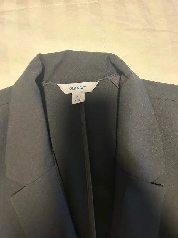 Old Navy Blazer - Image 4