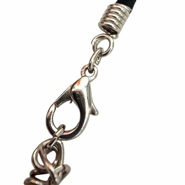 Vintage Silver Tone Rhinestone Openwork Heart Pendant Necklace - Image 5