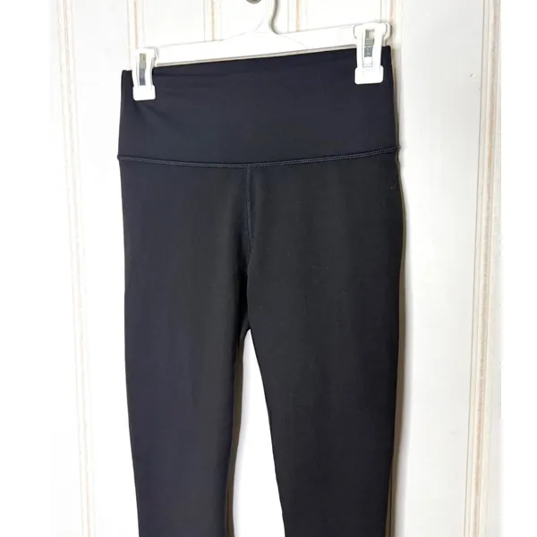 Fabletics Black High Waisted Split Hem Flare Leggings Sz Small - Image 5