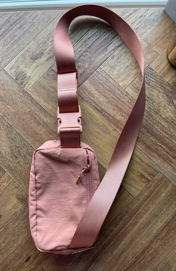 Lululemon belt bag - Image 3