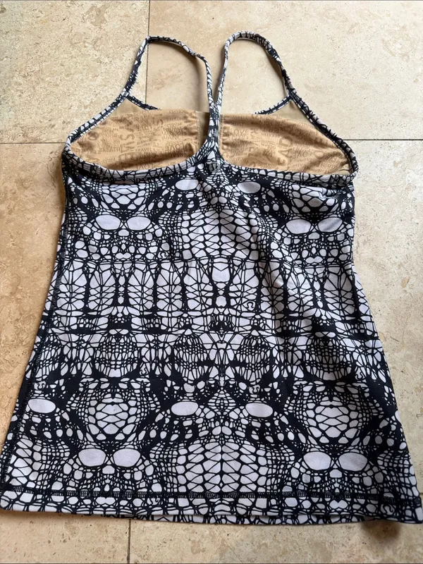 Lululemon Black & White Patterned Strappy Tank Top - Image 2
