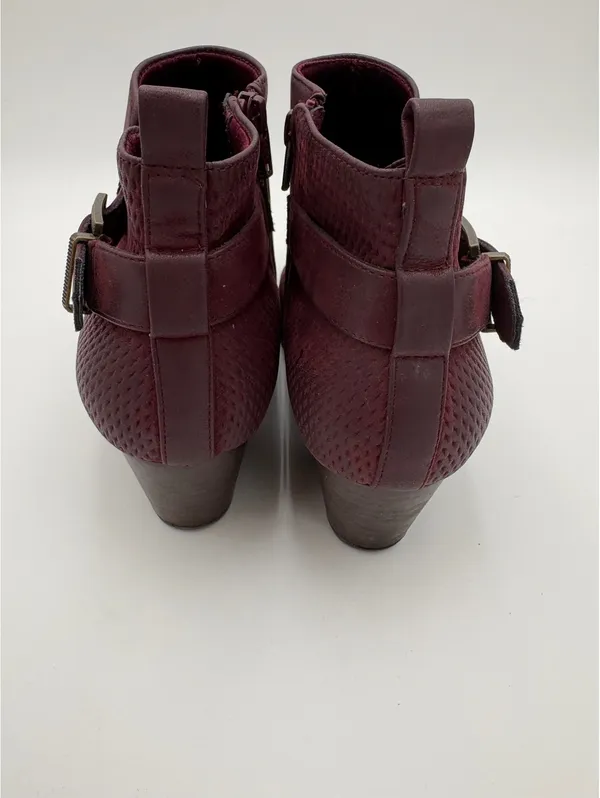 Baretraps Women's Size 10 M Burgundy Ankle Boots Buckle Detail Dr Scholls Insole - Image 6