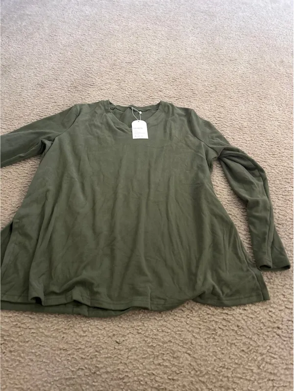 C445 woman 2xl long sleeve green top shirt warm comfy extra soft - Image 4