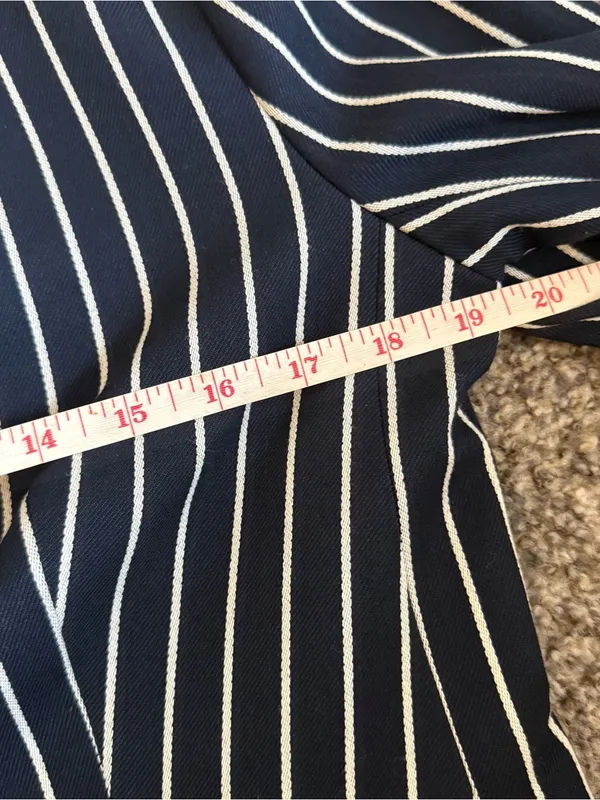Banana Republic Black Blazer with White Pinstripes - Image 8