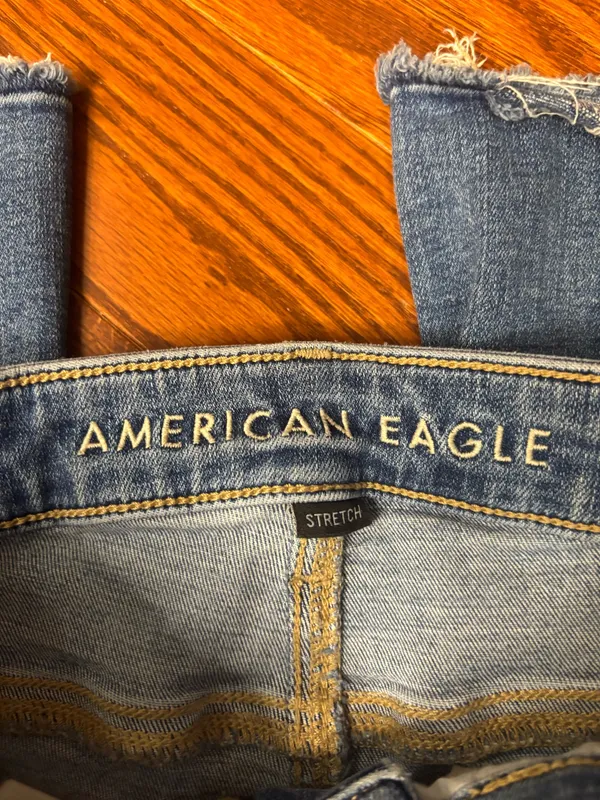 American eagle super hi rise stretch flare jeans size 0 short - Image 4