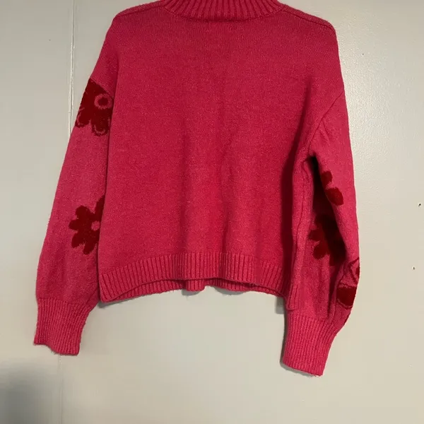 Floral Pink Sweater Size L - Image 2