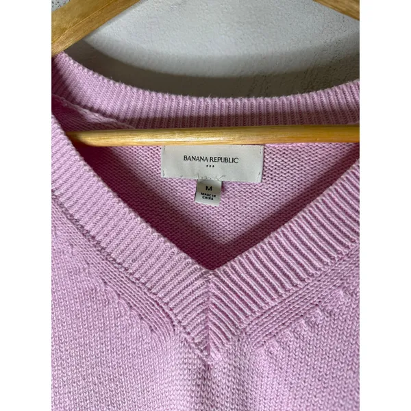 Banana‎ republic v neck cotton blend knit sweater pink size medium - Image 3