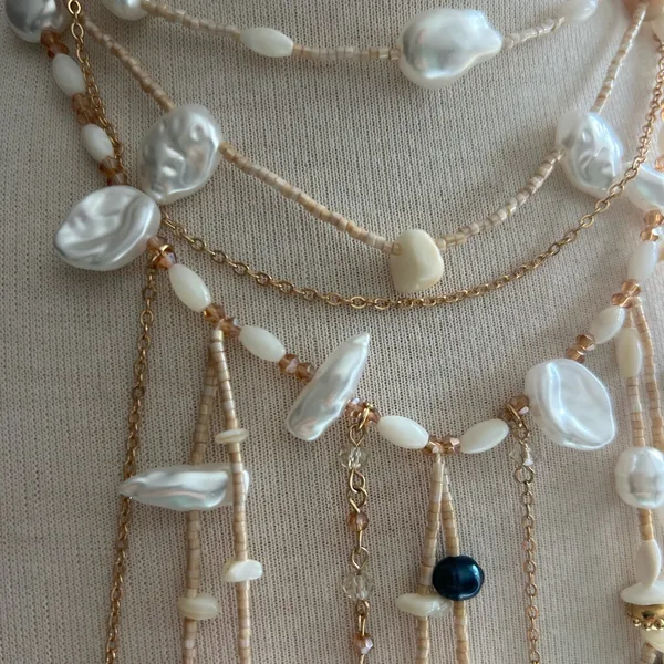 Ariana Ost Free People Something Beautiful Cross Pearl Bead Necklace SOLD OUT - Image 5