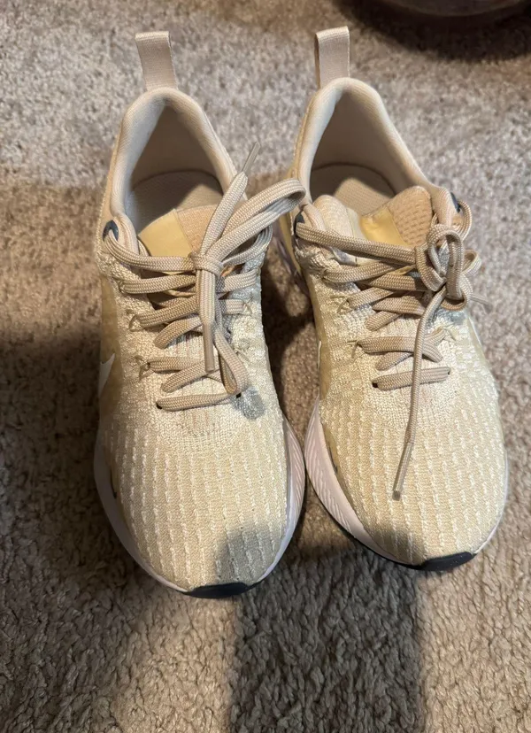 Nike Shoes - Image 2