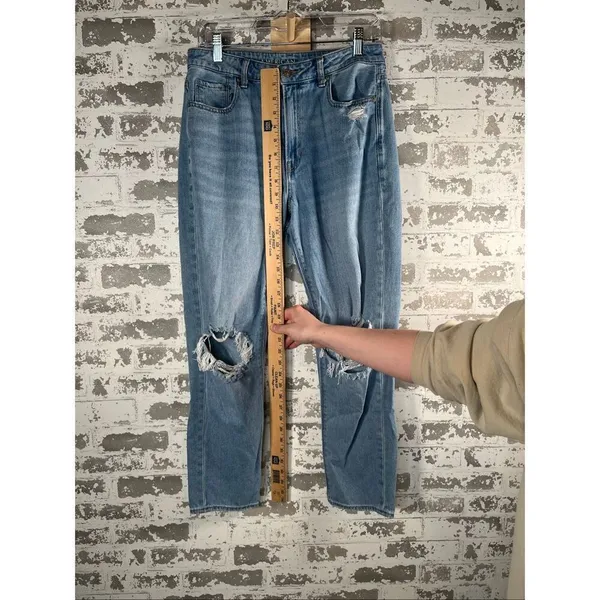 American Eagle | women mom jean distressed denim - Image 6