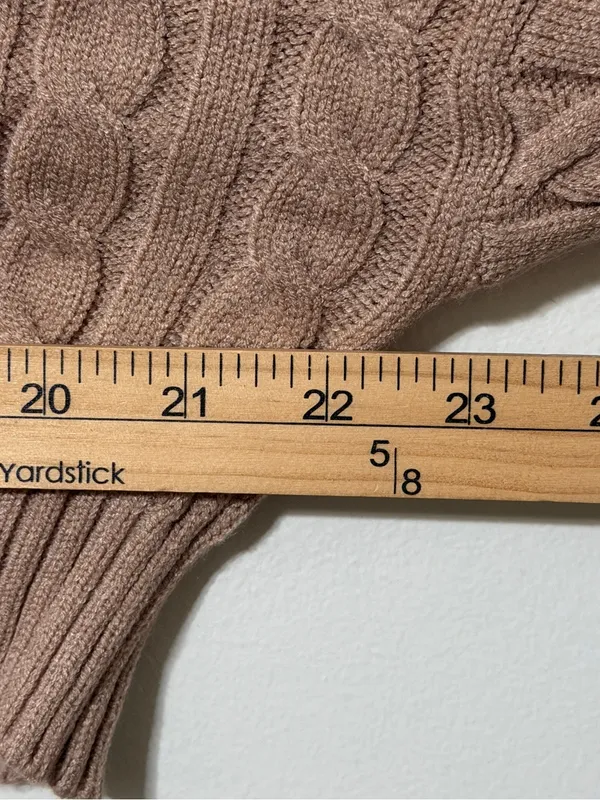 Altar’d State Cable-knit cropped crew-neck sweater size medium tan brown - Image 7