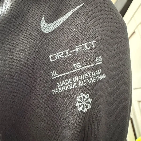 Nike Women’s XL Black Athletic Workout Shorts - Image 5