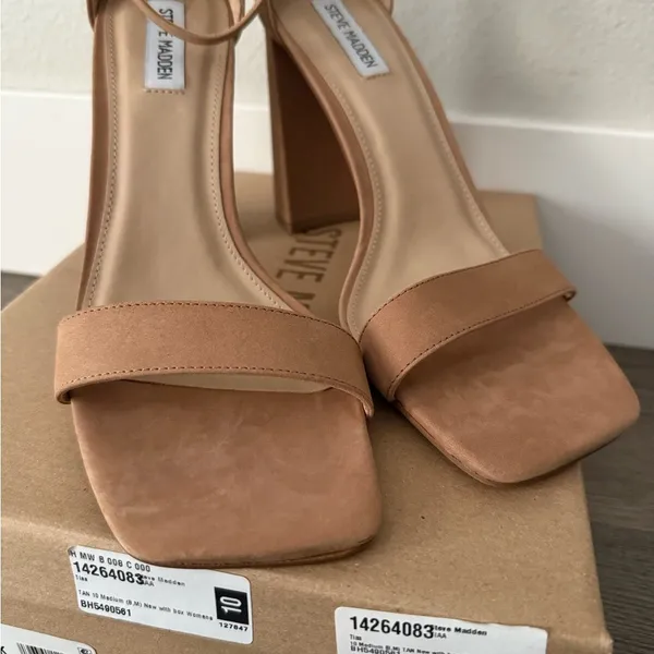 Steve Madden Tiaa Ankle Strap Block Heel Sandals - Size 10 - Camel Nubuck - NWB - Image 7