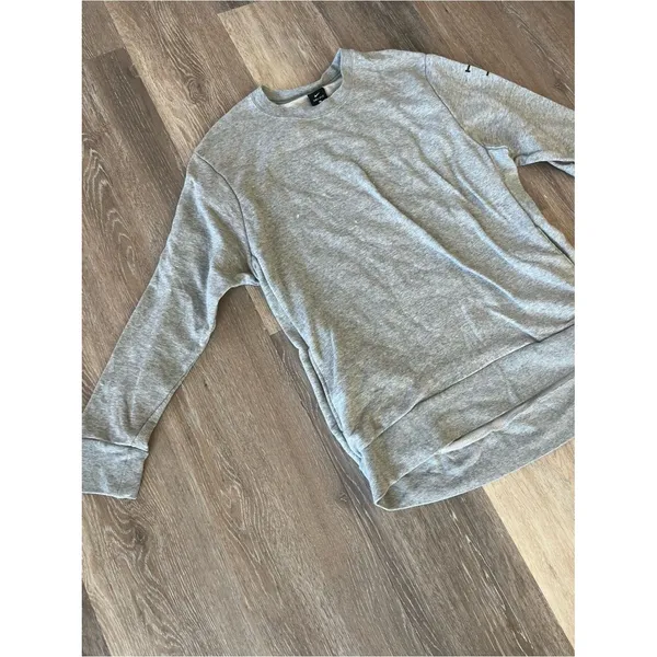 Nike Dri-FIT Gray Crewneck Sweatshirt Womens XL Just Do It Sleeve Pullover Top - Image 4