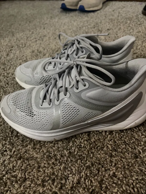 Grey lululemon blissfeel run shoes - Image 4