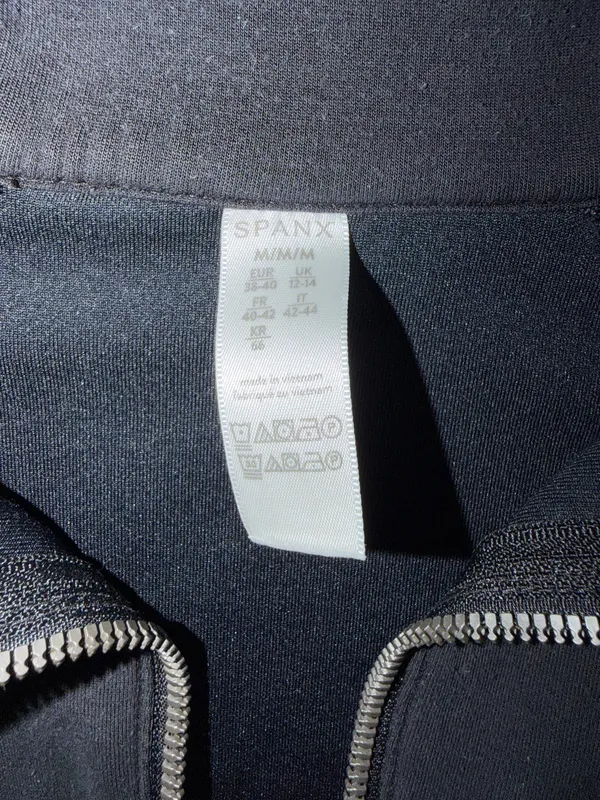 Women’s spanx quarter zip sz M - Image 3