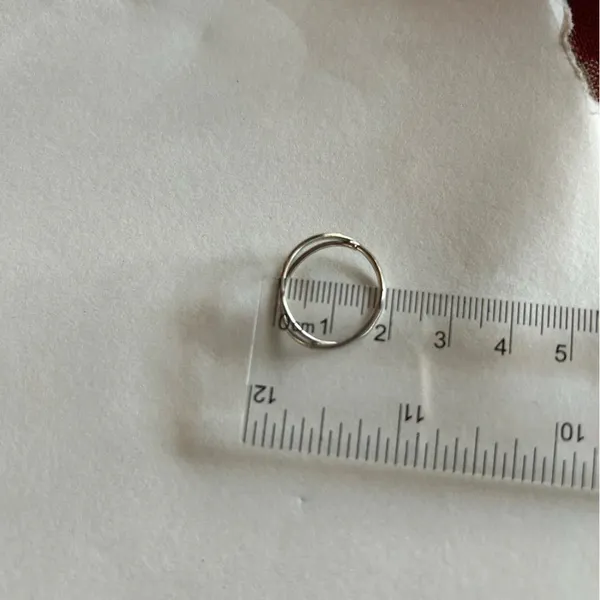 3/$20 Classic Silver Tone Thin Crossed X Loop Shaped Ring - Image 4