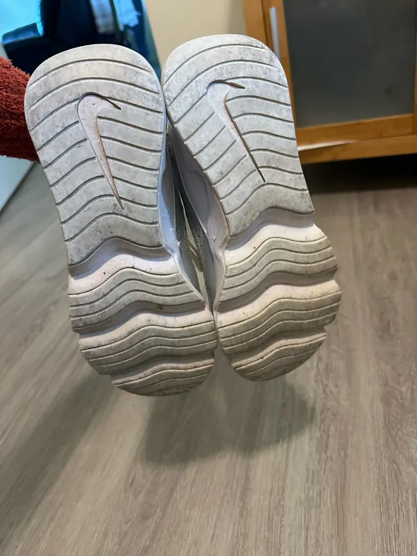 Nike Shoes Women’s - Image 4