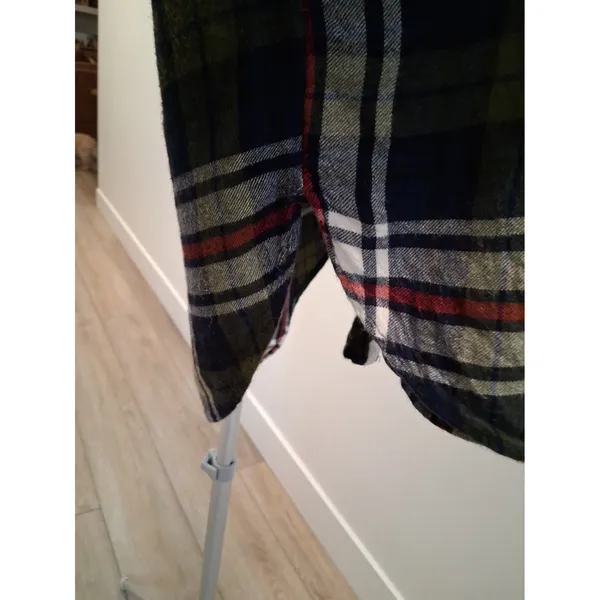 American Eagle Ahh-Mazingly Soft Flannel Button Up Shirt Women's Medium Plaid - Image 9