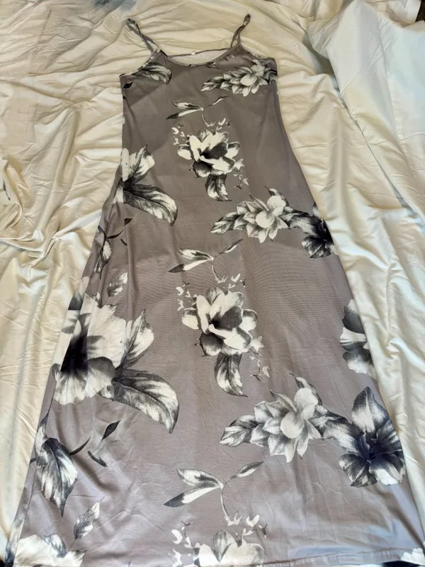 Y2K Grey & White Floral Maxi Slip Dress Size Large 90s Whimsygoth Camisole Dress - Image 2