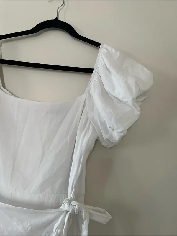 Trixxi White Puff Sleeve Wrap Mini Dress Medium Coastal European Summer Beach - Image 2