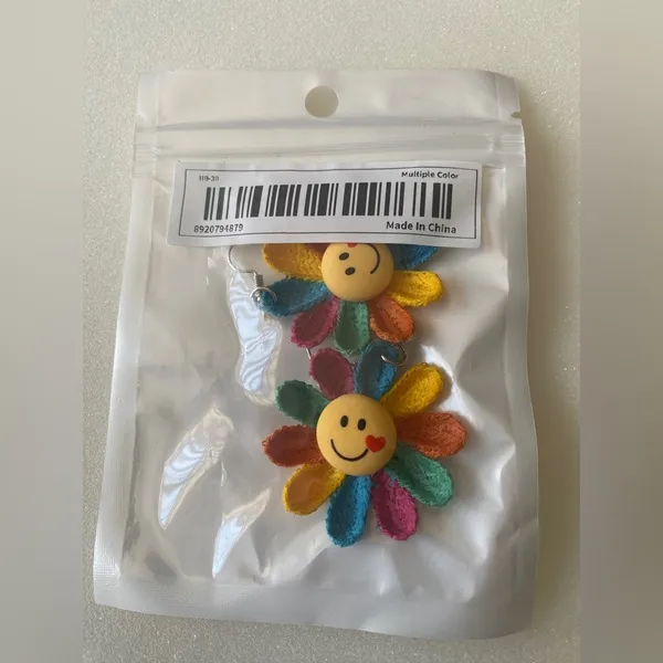 Rainbow Color Sunflower Smiling Face Design Dangle Earrings‎ Cute Knit Style - Image 7