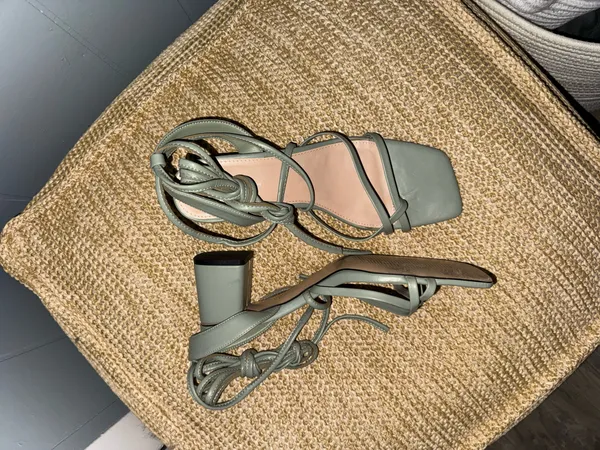 Mixx Shuz Lace Up Heel Green Size 8 - Image 5