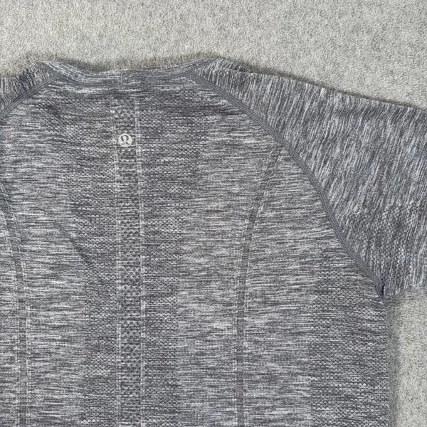 Lululemon Swiftly Tech Short Sleeve Shirt Women's 12 Heathered Gray Stretch Yoga - Image 10