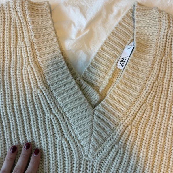 ZARA Cream Chunky Knit Sweater - Image 3